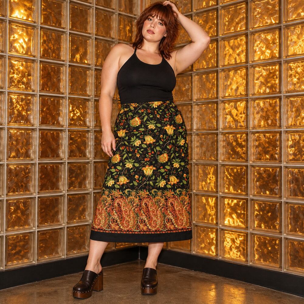 Vintage Briggs New York Size 14 Black Floral Paisley Border Print Midi Skirt